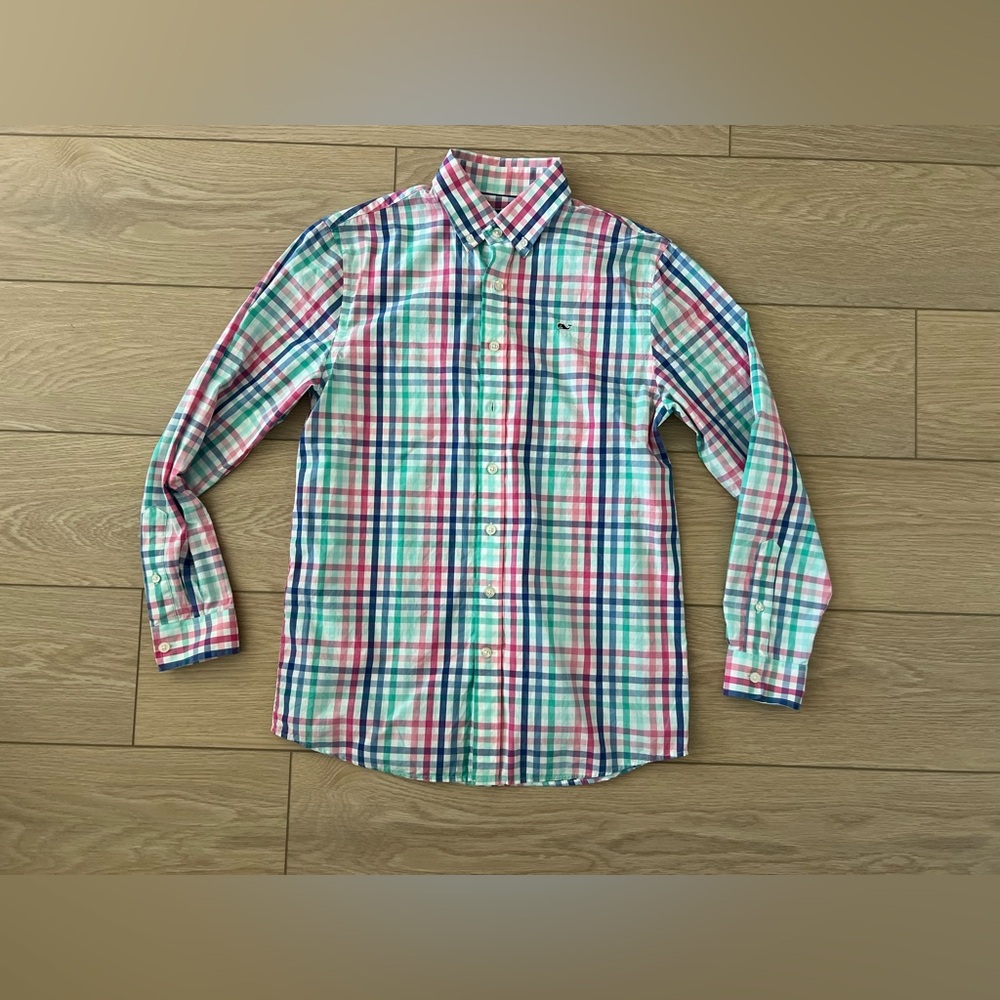 Vineyard vines boys’ long sleeved whale shirt size large (16)